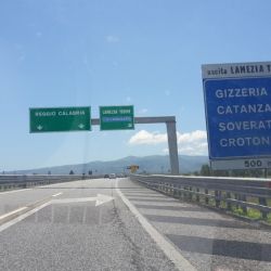 Portale bandiera Lamezia Terme